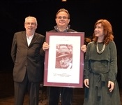 Joan Bustos guanya el 35é Premi Enric Valor amb "Paraules de Júlia"