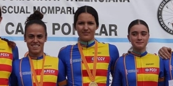 La ciclista picanyera Aroa Martínez es proclama campiona autonòmica de ciclo-cross